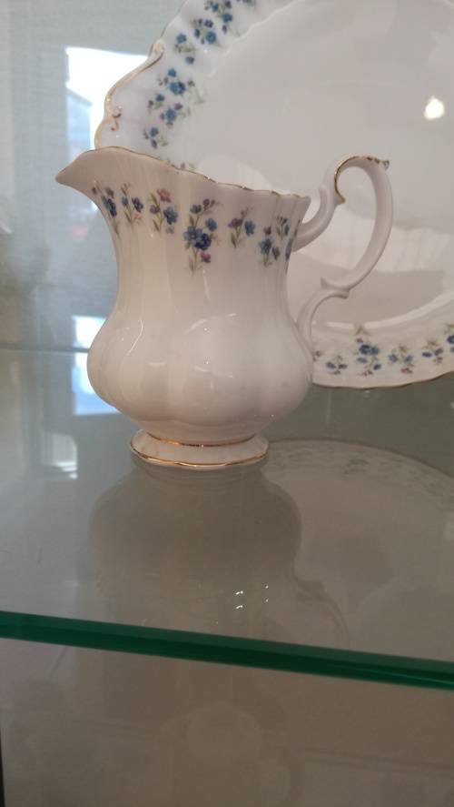 Royal Albert 41 piece " Memory Lane " tea set